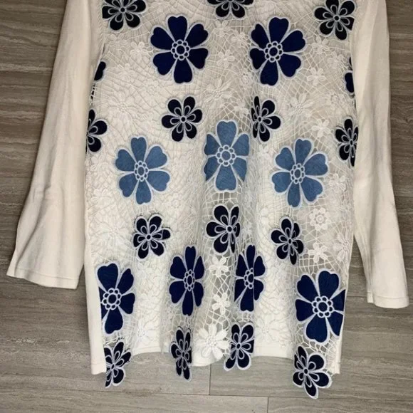 Women’s Alfred Dunner Floral Overlay Blouse - Picture 2 of 6